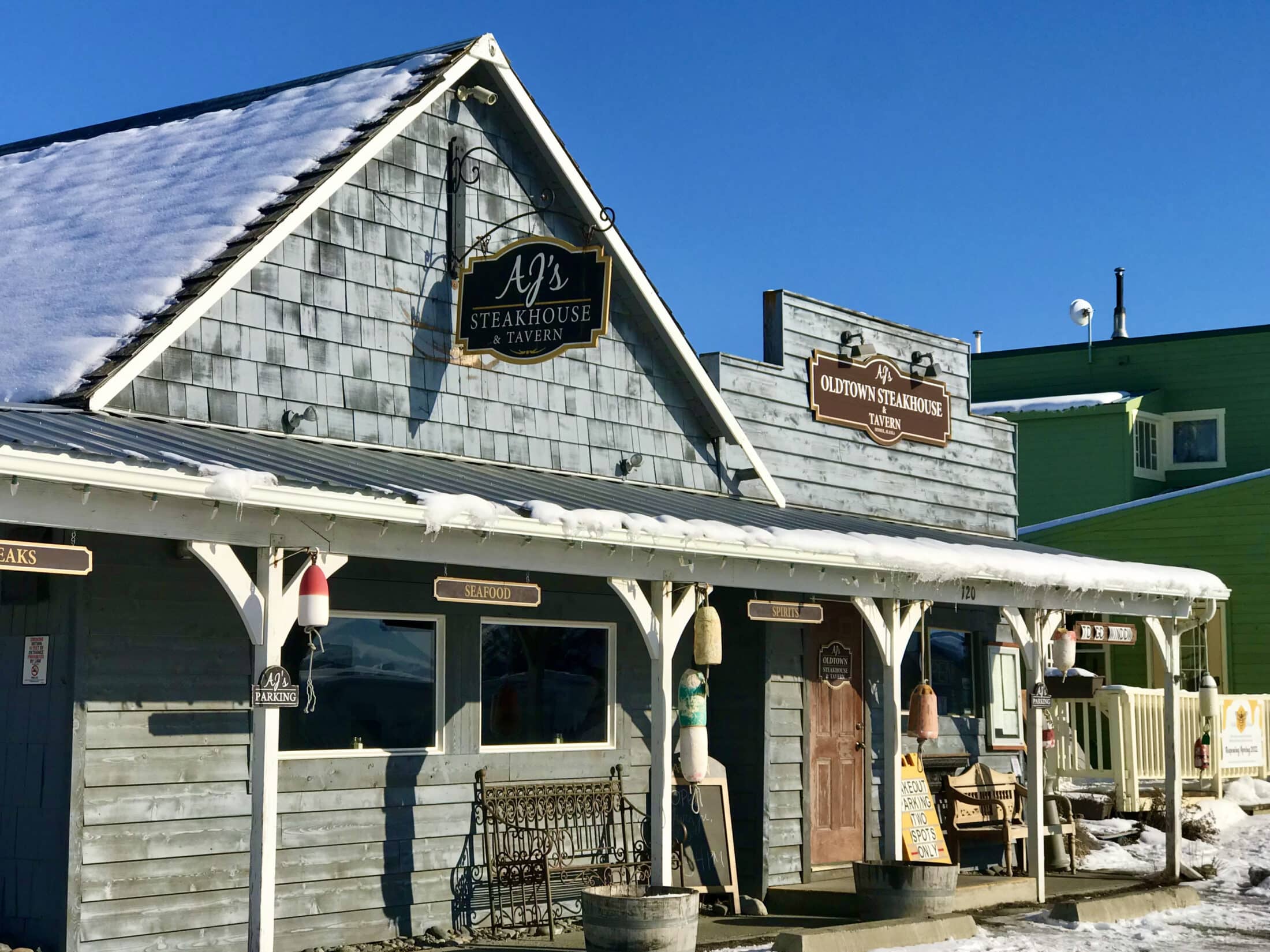 Favorite Homer Restaurants, Cozy Cove Inn